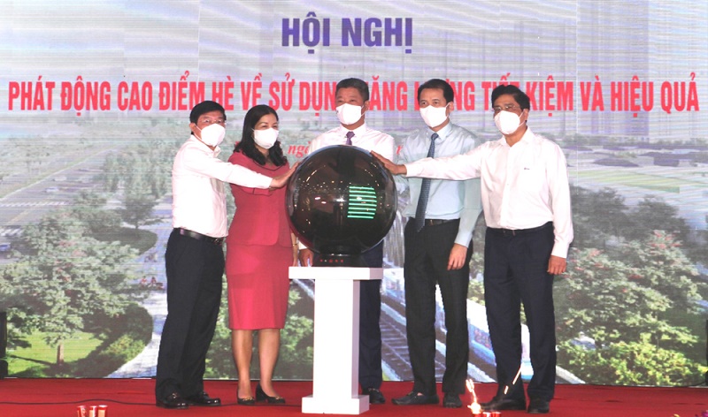 Hà Nội đi đầu thực hiện chương trình tiết kiệm năng lượng